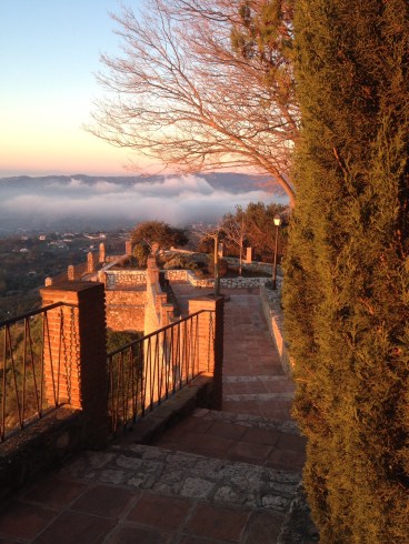 F8B6EE5F-07DE-47A3-90D5-0545917DA24B